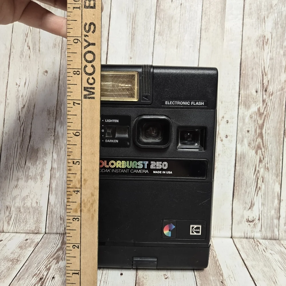 Vintage Kodak Colorburst 250 Instant Camera Electronic Flash Tested Made in USA